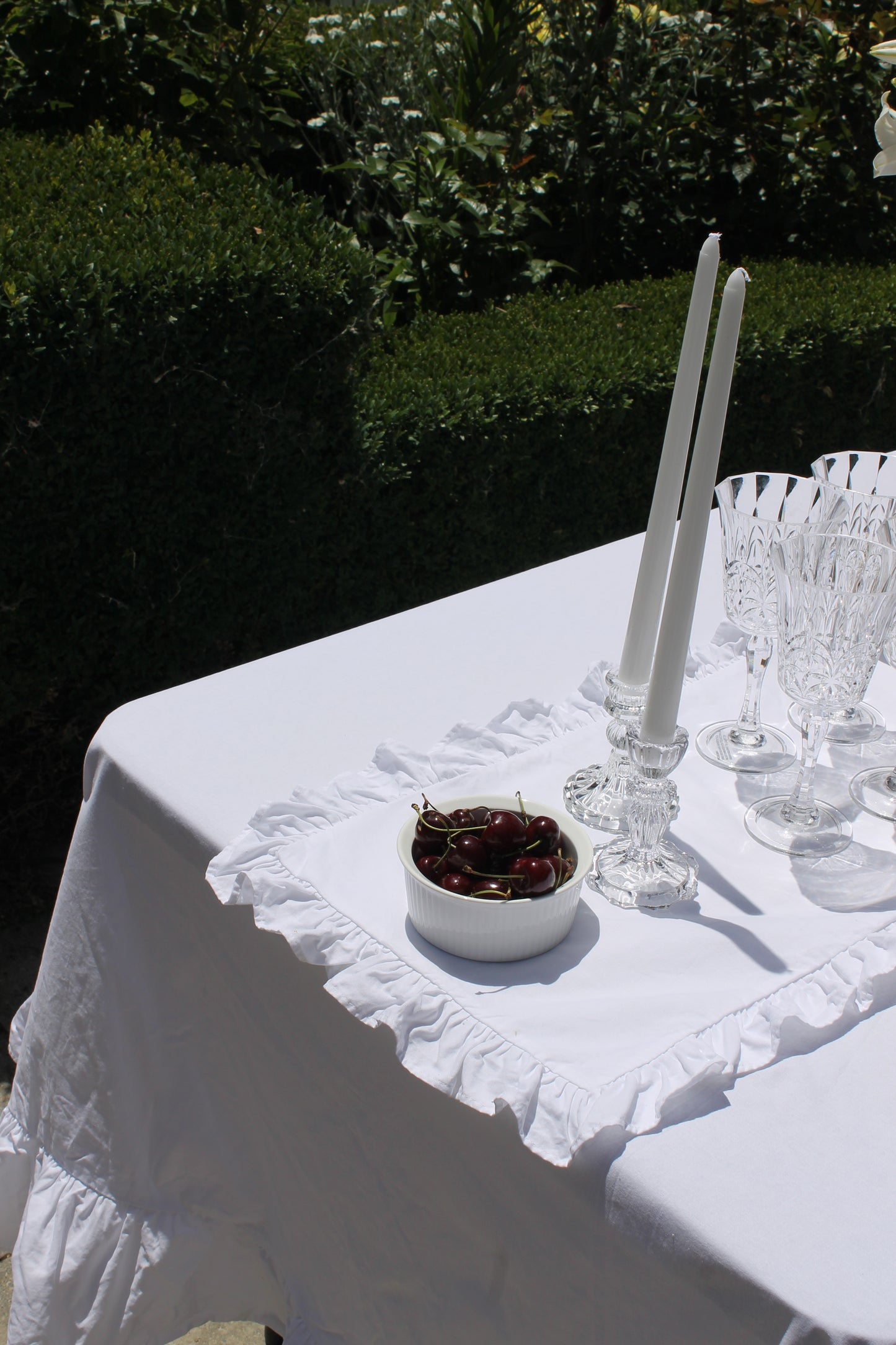 Pure White Ruffle Table Runner