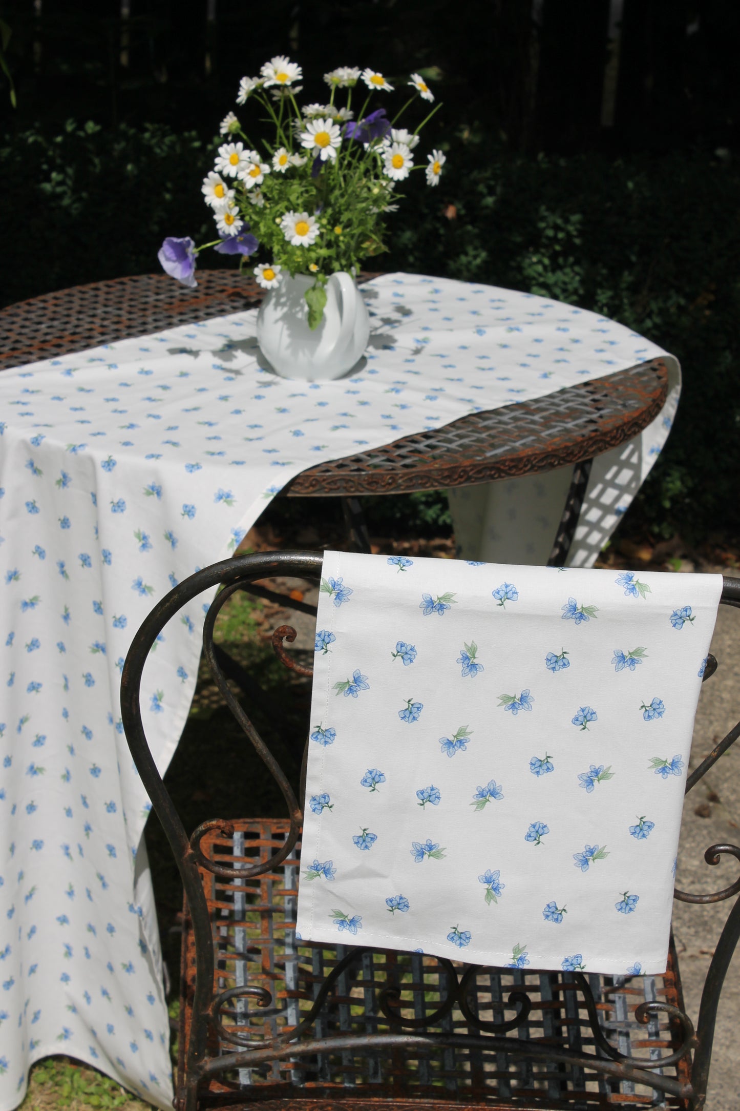 Blue Cottage Floral Napkins - Set of 2