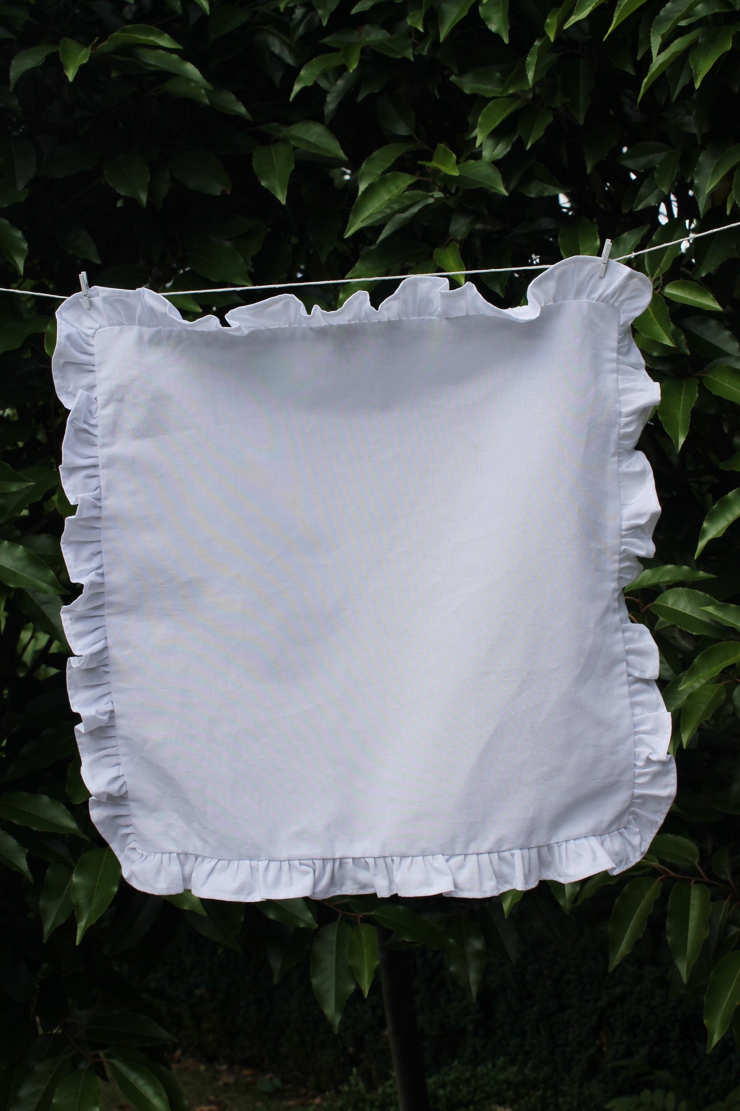 Pure White Ruffle Napkins - Set of 2
